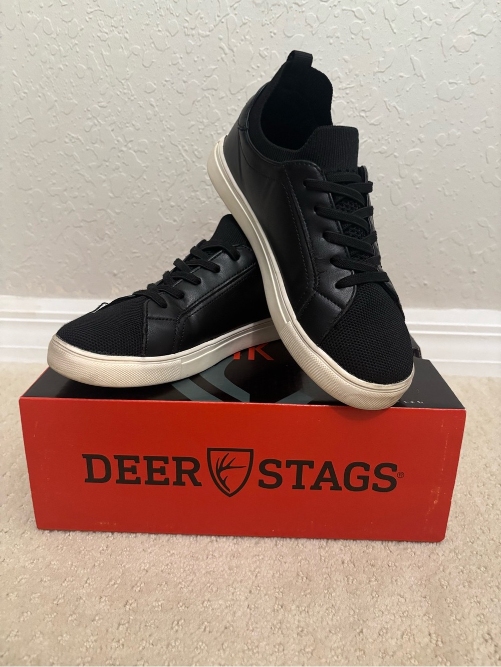 Deer Stags Dawson Jr Black Knit Leather Low-Top Sneakers White Sole Boys Size 2M